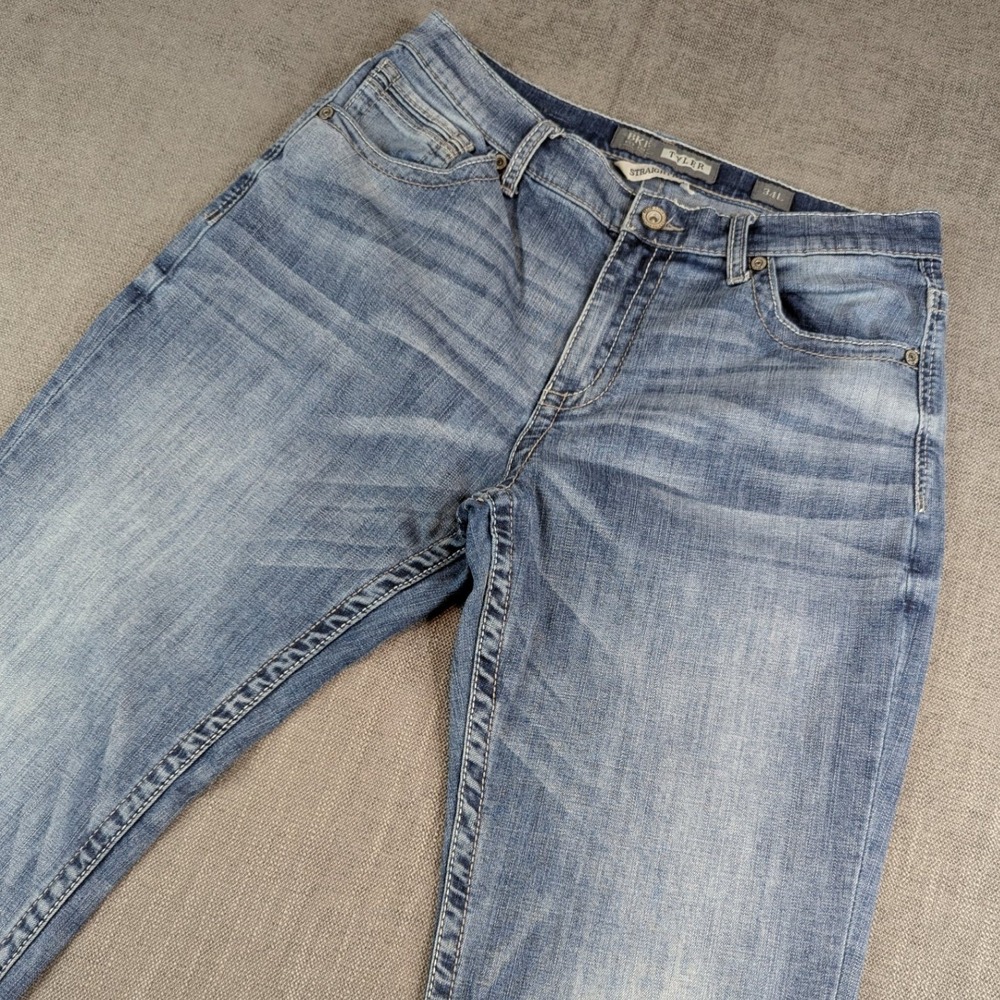 BKE Jeans Mens 34x33 Blue Tyler Straight Leg Denim Distressed Pants Light Wash